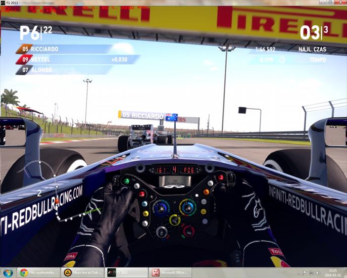 Screeny z moda - F1 2014 Mod 17.jpg