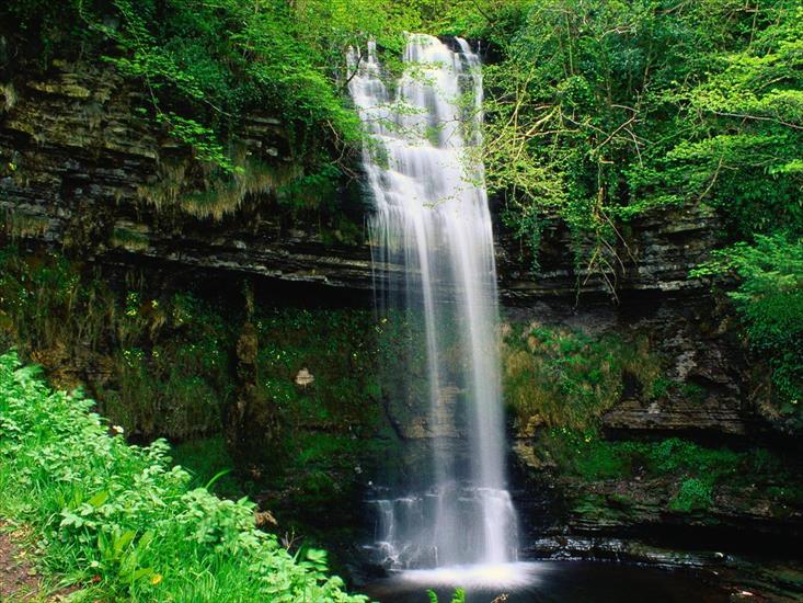 Irlandia - Glencar Waterfall, County Leitrim, Connaught, Ireland.jpg