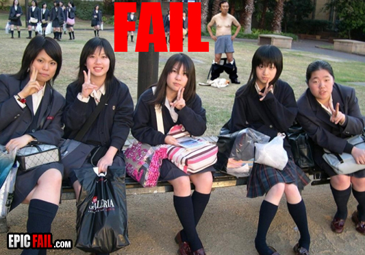Wtopy - school-girl-photo-fail.jpg
