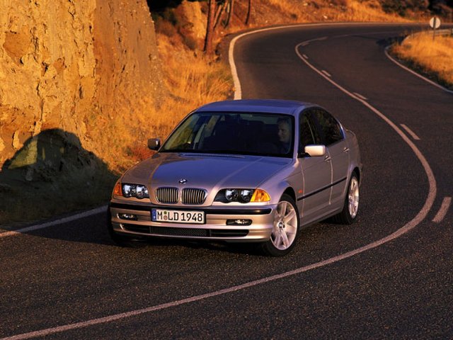 BMW - 7.jpg