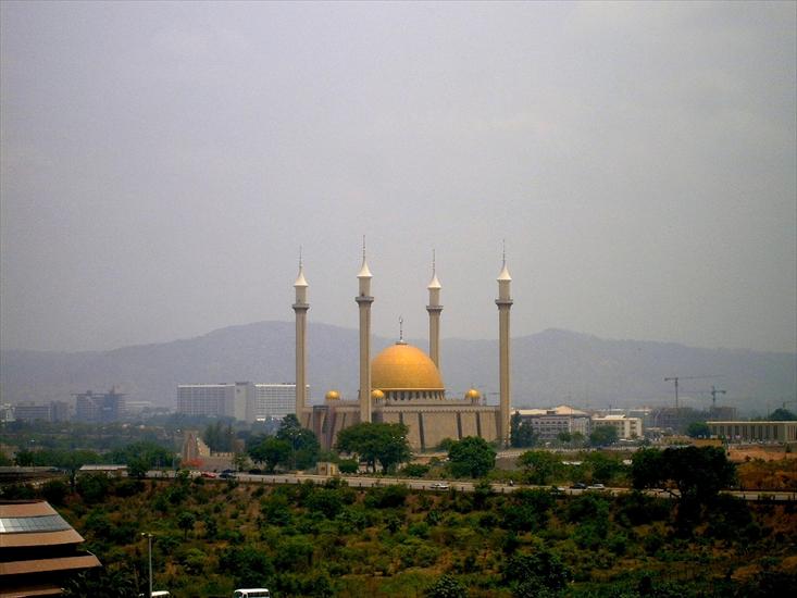 architektura 1 - National Mosque in Abuja - Nigeria.jpg