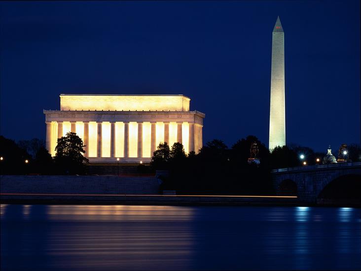 Krajobrazy - Lincoln Memorial and the Washington Monument, Washington, DC.jpg