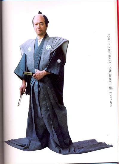 Stroje samurajskie i nie tylko - skany z książki - s010012.jpg