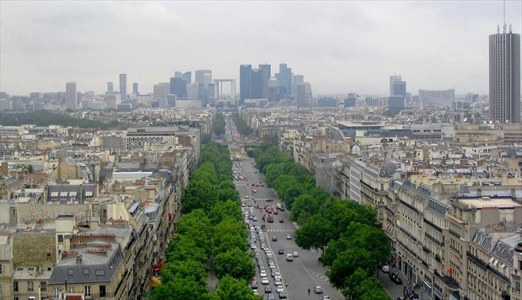 Francja - Paryż1 - Avenue Charles de Gaulle.jpg
