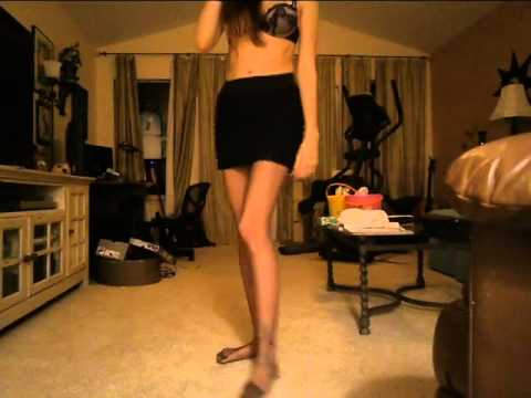 Pantyhose dancing - Wearing pantyhose spices up an outfit HQ.jpg