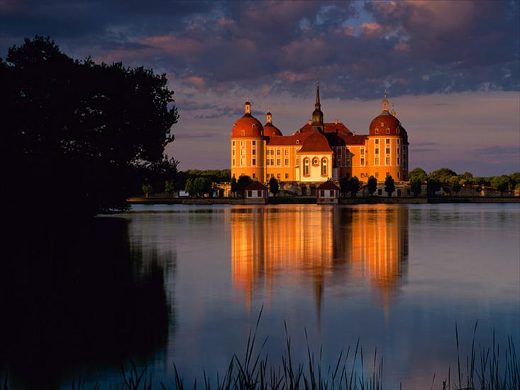 ARCHITEKTURA Zamki i pałace - Zamek Moritzburg.jpg