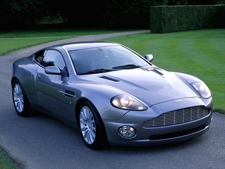auta stare i nowe - Aston Martin v12_vanquish_01.jpg